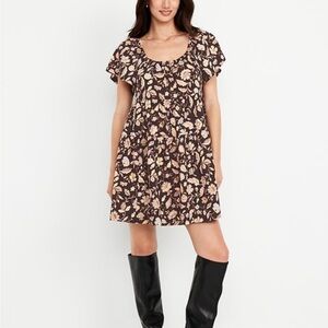 Old Navy Floral Tiered Mini Swing Dress Size Medium Petite